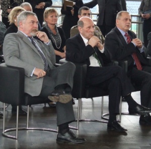Otwarcie pawilonu medialnego. Prezydent Majchrowski oraz prezesi Ludwik Miętta Mikołajewicz i Marek Wilczek (26 lutego 2008)