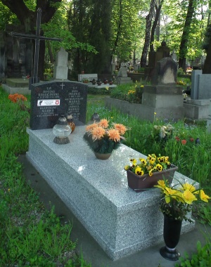 Grób Zbyszka Bałucińskiego na Cmentarzu Rakowickim