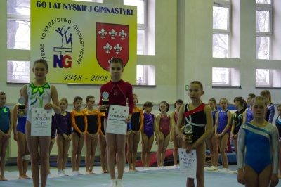 Eliminacje do Ogólnopolskiej Olimpiady Młodzieży w Nysie, 2011-04-02 (Na pierwszym miejscu Aleksandra Borkowska, na drugim Julia Solarz, na trzecim Maria Bieda, na czwartym Julia Heiza)