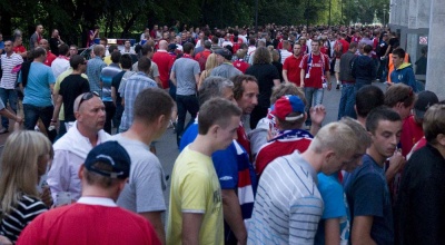 Przed wejściem na stadion[Foto: Michał Dudek/wislakrakow.com]