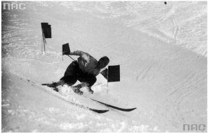 1933 Jan Schindler na trasie slalomu