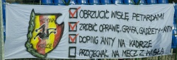 Transparent skierowany do kibiców kieleckiej Krony,którzy na każdym kroku podkreślali swą nienawiść do Wisły,ale na mecze rozgrywane w Krakowie bali się przyjeżdżać.
