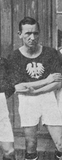 Władysław Kowalski przed meczem z Turcją. 1924 r.