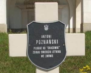 Grób Antoniego Poznańskiego na Cmentarzu Obronców Lwowa.