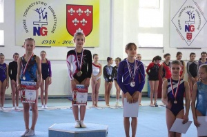 Turniej Młodości (finał ćwiczeń wolnych) - I miejsce Wanda Drelicharz, III miejsce Jadwiga Onuszko