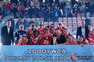 Koszykarki zdobywają po raz 10 Puchar PolskiŹródło: wislacanpack.pl