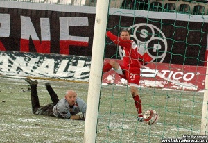 Tomasz Frankowski i gol.[Foto: Rzepa/wislakrakow.com]