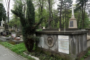 Grób Bolesława Komorowskiego na Cmentarzu Rakowickim