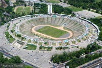 Stadion X-lecia