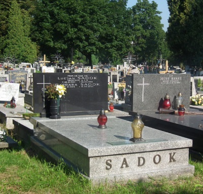 Grób Lucjana Sadoka na Cmentarzu Rakowickim