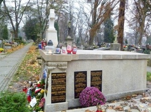 Odnowiony grób braci Reymanów na Cmentarzu Rakowickim (16.11.2014)