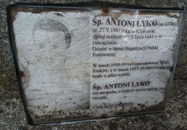 Symboliczna mogiła Antoniego Łyko