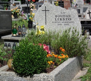 Grób Bohdana Likszo na Cmentarzu Batowickim.