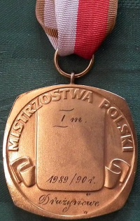 Złoty medal Drużynowych Mistrzostw Polski 1989/90.