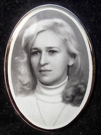 Halina Kaim. Zdjęcie z grobu na Cmentarzu Rakowickim