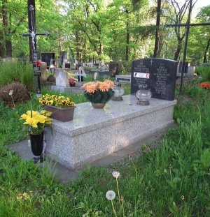 Grób Zbyszka Bałucińskiego na Cmentarzu Rakowickim