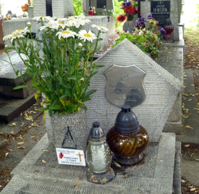 Grób Kazimierza Biela na Cmentarzu w Grębałowie