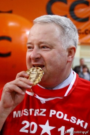 17.04.2011, Piotr Dunin-Suligostowski ze złotym medalem Mistrzostw Polski 2011. [Foto: Krzysztof Porębski/wislacanpack.pl]
