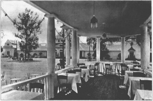 Kawiarnia na terenie Wystawy Architektury w 1912 roku